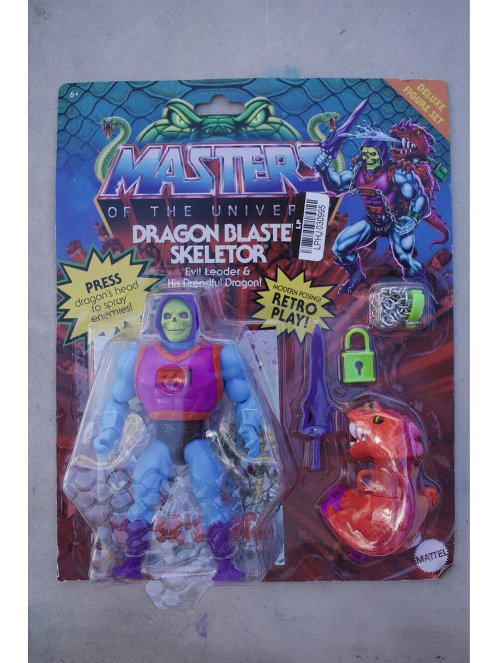Masters of the Universe Dragon Blaster Skeletor Action Figure